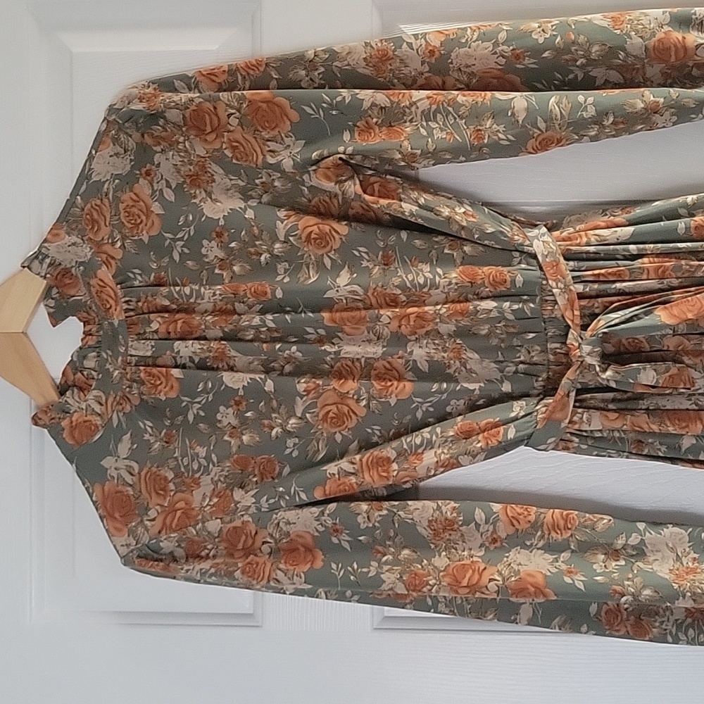 Beautiful midi dress